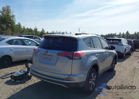 2018 Toyota Rav4 Xle from USA, damaged, VIN JTMRFREV6JD232935